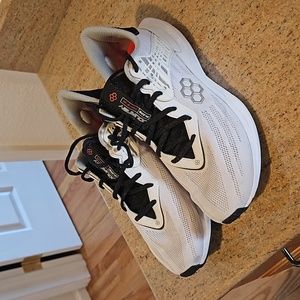 Rudis Journey Shoes 9.5 - White/Black/Red